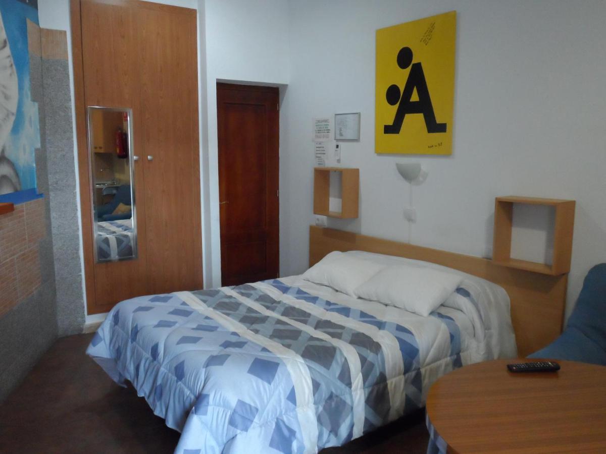 Hostal Via Del Caminante Мадригалехо Экстерьер фото